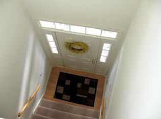 28 Windham Ct, Flemington, NJ 08822
