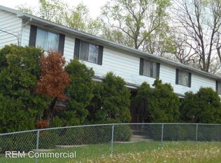1785 Cromwell Dr, Akron, OH 44313