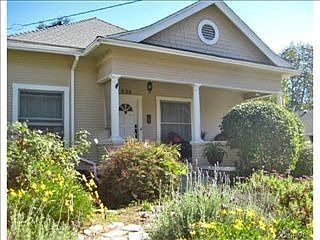5th image of 536 Berkeley Ave