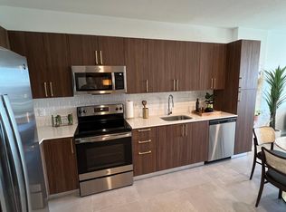 6611 SW 98th St, Pinecrest, FL 33156