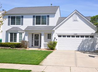 1463 E Braymore Cir, Naperville, IL 60564