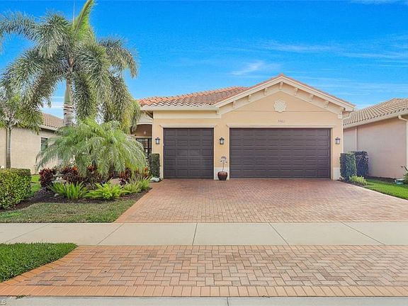 5th image of 3462 Pacific Dr