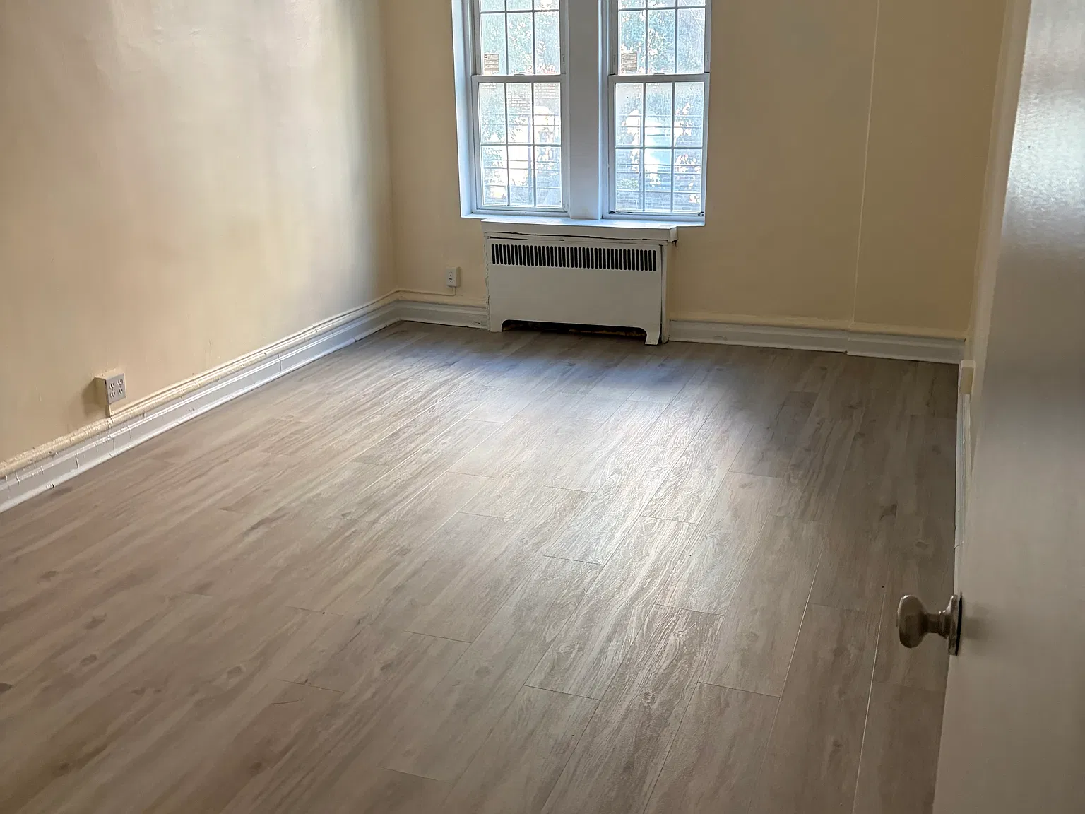 2 bed, 1400 sqft, $2,300 — Photo 1