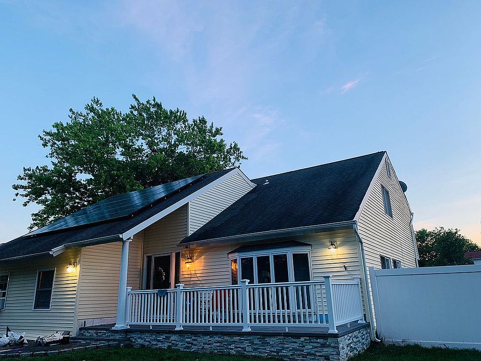 Solar panels & deck 