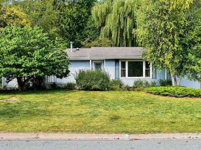 338 Pleasant Hill Dr, Winona, MN, 55987