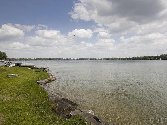 19648 lakeshore dr-103