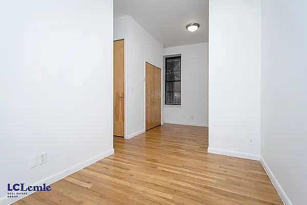 Rented by LC Lemle Real Estate Group | media 7