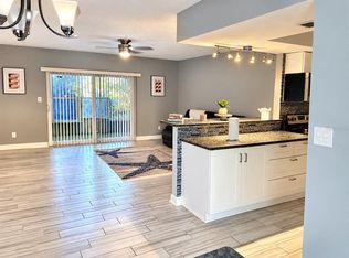 853 N Keene Rd APT B, Clearwater, FL 33755