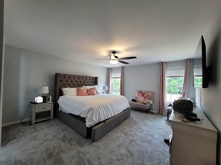 370 Keith Rd — Photo 7