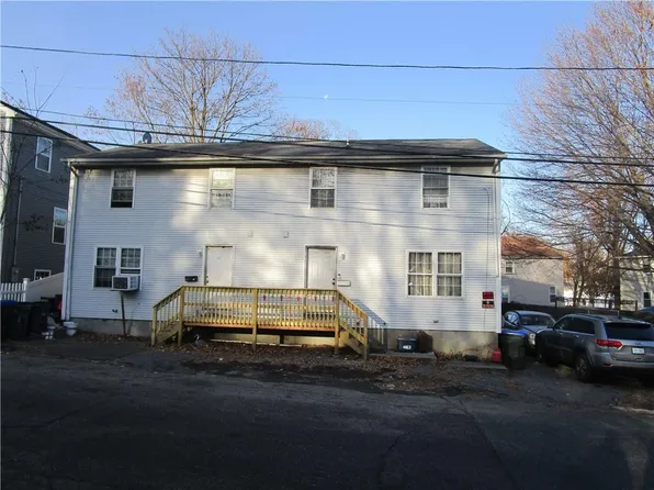 62 Luna St, Providence, RI 02904