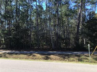144 Hernando St, Dauphin Island, AL 36528