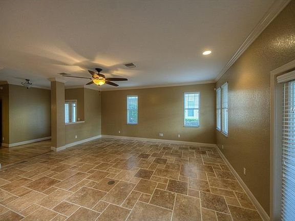 3rd image of 16118 Bridgecrossing Dr