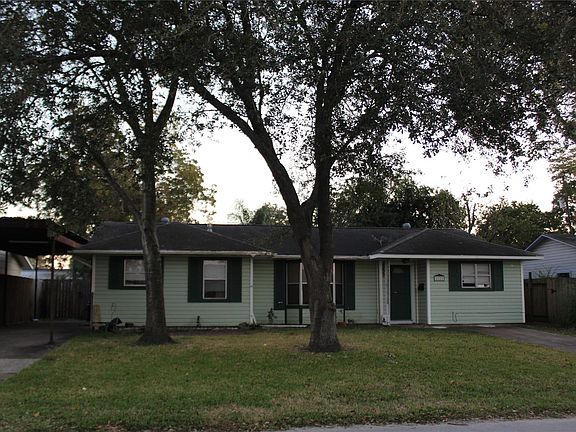 2nd image of 2222 Hillshire Dr
