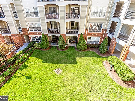 2nd image of 1100 Quaker Hill Dr APT 312