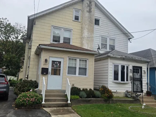 255 Hirst Ave, East Lansdowne, PA 19050
