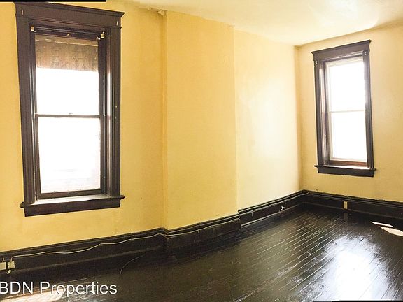 5th image of 3106 Keokuk St APT A
