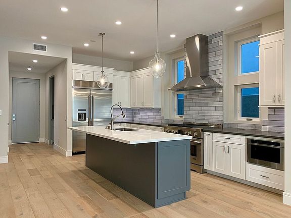 Gourmet kitchen for the chef