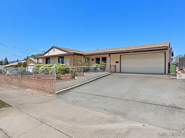 9344 Carlton Hills Blvd, Santee, CA 92071