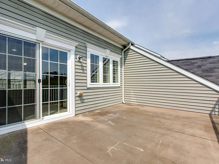 6227 Doctor Patel Dr — Photo 43