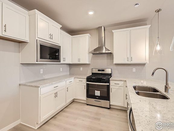 3rd image of 2834 South Flat Cir