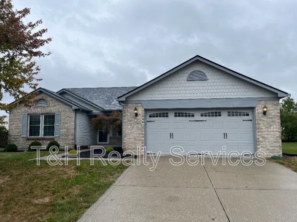 249 Pineview Dr, Mooresville, IN 46158