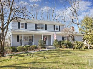 18 Country Club Rd, Darien, CT 06820