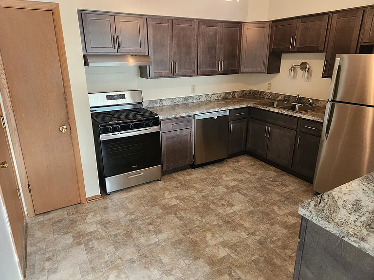 201 W Park Ave #3 — Photo 1