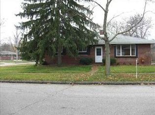 14458 Appletree Ln, Fenton, MI 48430