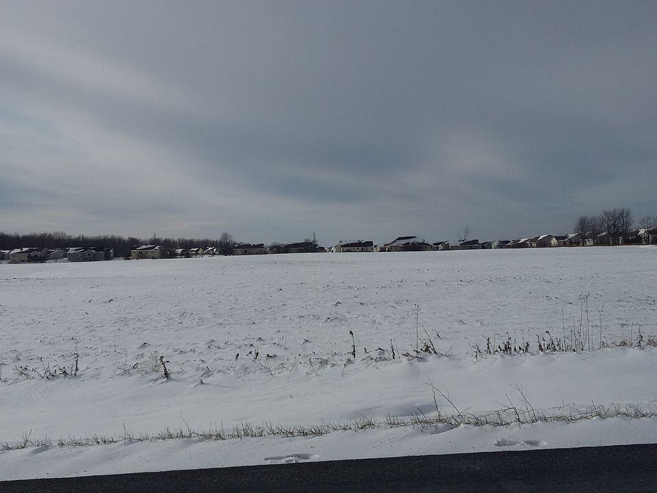 2nd image of Mayflower Dr #110043902