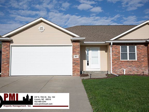2nd image of 815 Larkspur Dr