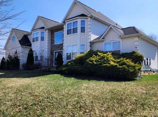 2020 Paddock Ln, Williamstown, NJ 08094