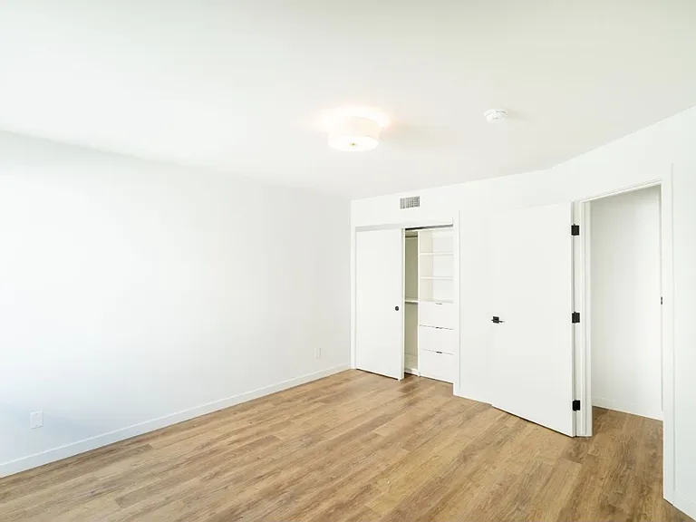 6120 Eleanor Ave — Photo 19