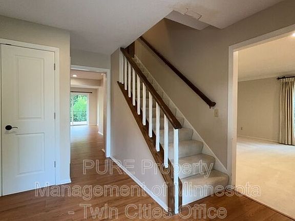 2nd image of 7420 Hyde Park Cir