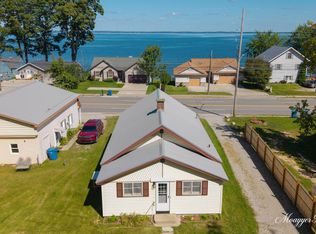 5401 W Houghton Lake Dr, Houghton Lake, MI 48629