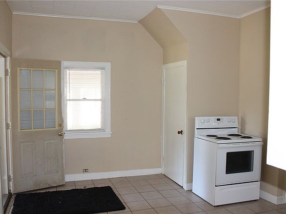3rd image of 344 Ferry Street #1
