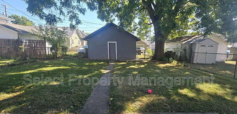 4111 S Calhoun St — Photo 18