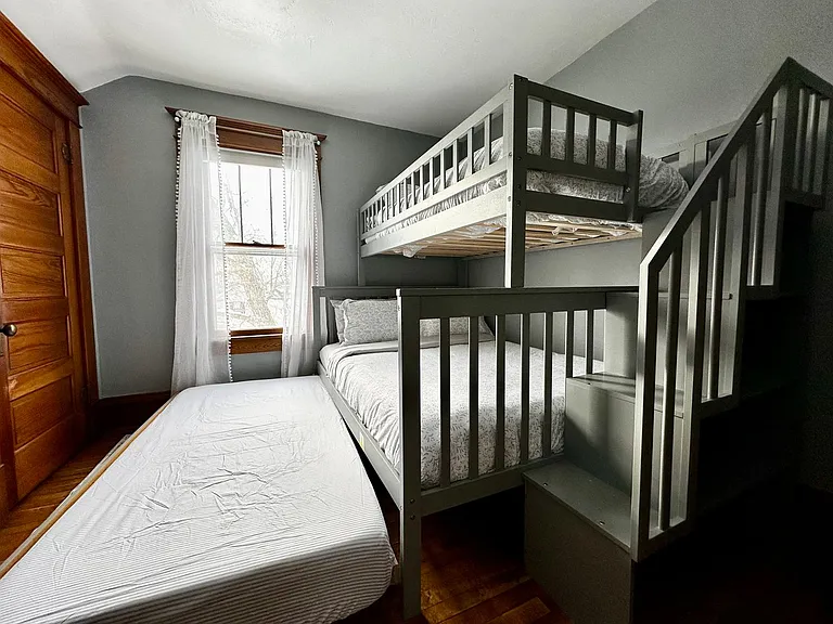 610 Jefferson St — Photo 44