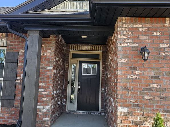 409 Rolling Waters Dr