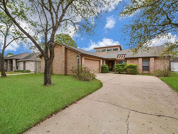 2nd image of 21315 Park Royale Dr