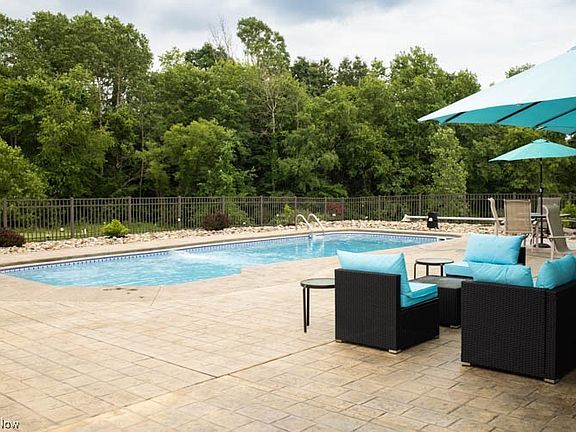 5th image of 860 Township Road 142a