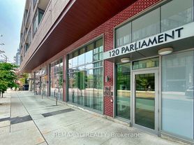 120 Parliament St