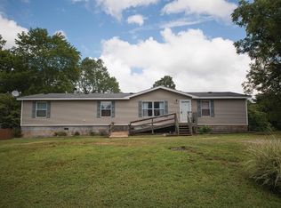 2520 Williams Dr, Gainesville, GA 30507