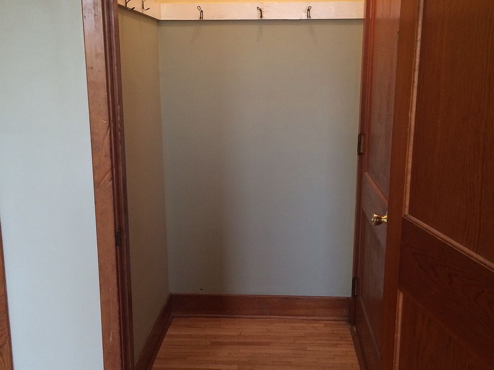 Entry way