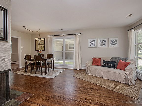 4th image of 152 N Park Blvd