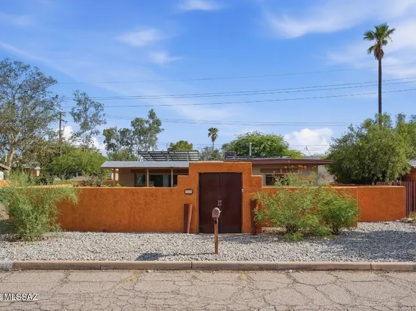2842 E Stratford Dr, Tucson, AZ 85716