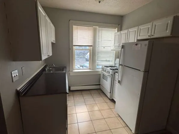 335 Wells St, Bridgeport, CT