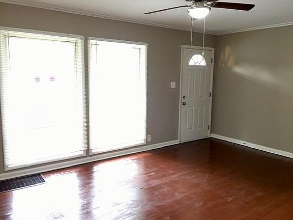 3rd image of 2149 Woodward Ave