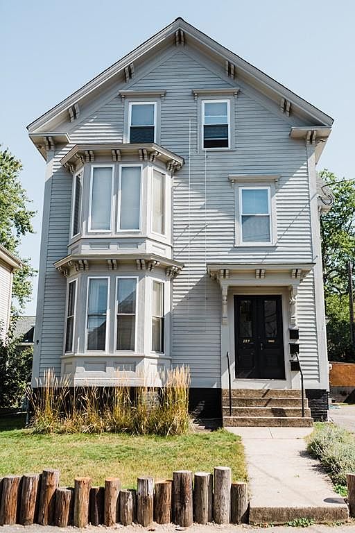 189 Broad St, North Attleboro, MA 02760 Zillow