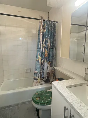 Rented by Compass | media 18