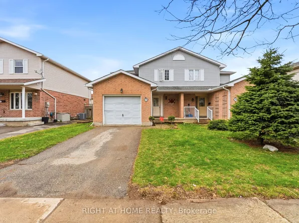 32 Bowcott Cres, London, ON N5V 4W8